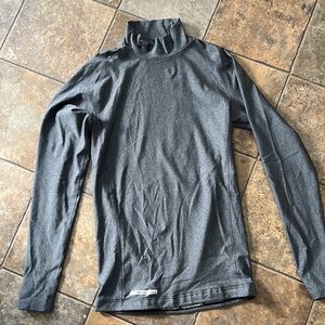 UA cold gear compression men’s M